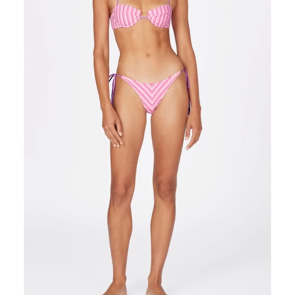 Triangl - Picture 6 of 8